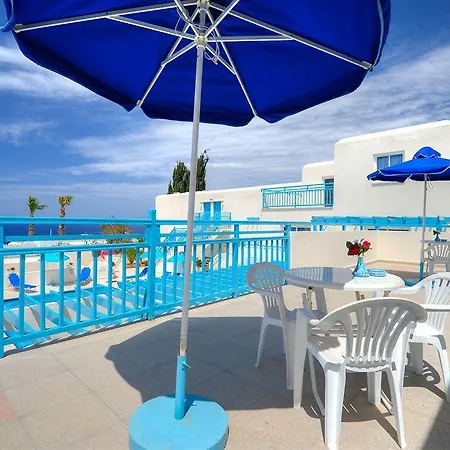 Sunny Hill Apartmanhotel 3*