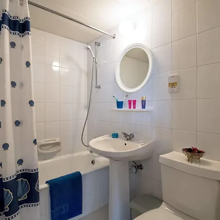 Sunny Hill Apartmanhotel